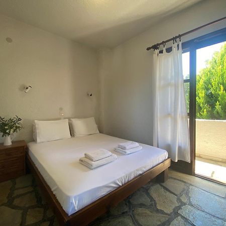 Apartamento Ta Pefka Nikiti  Exterior foto
